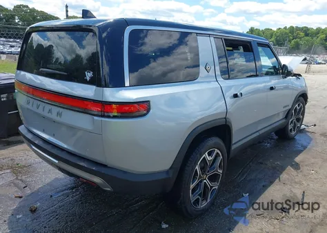 2025 Rivian R1S Adventure Dual Motor Large Pack/Adventure Dual Motor Max Pack from USA, damaged, VIN 7PDSGBBA8SN055591